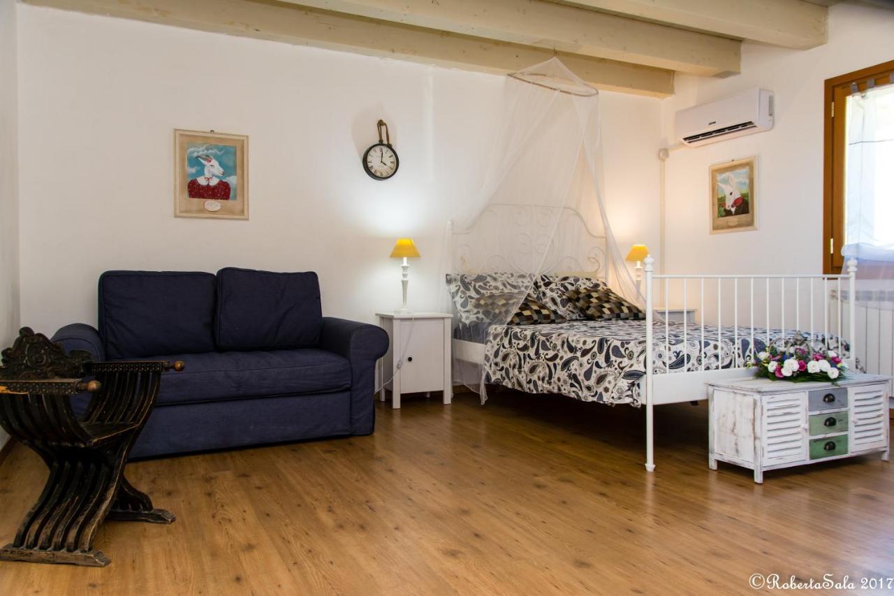 Agriturismo Monaci Templari Seborga Værelse billede