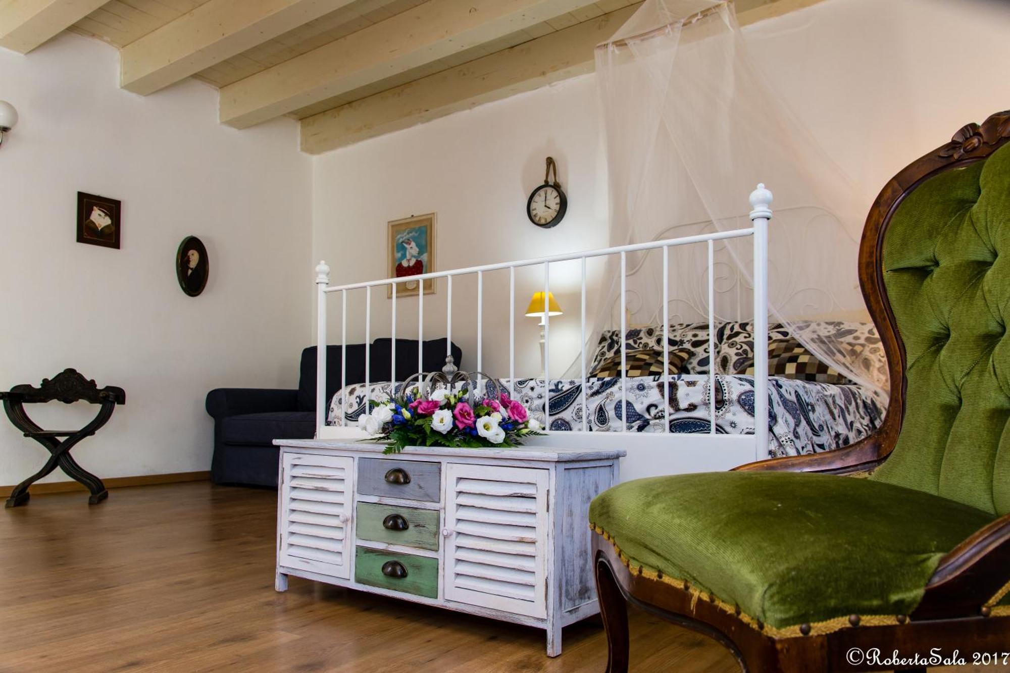 Agriturismo Monaci Templari Seborga Værelse billede