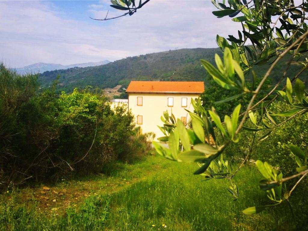 Agriturismo Monaci Templari Seborga Eksteriør billede