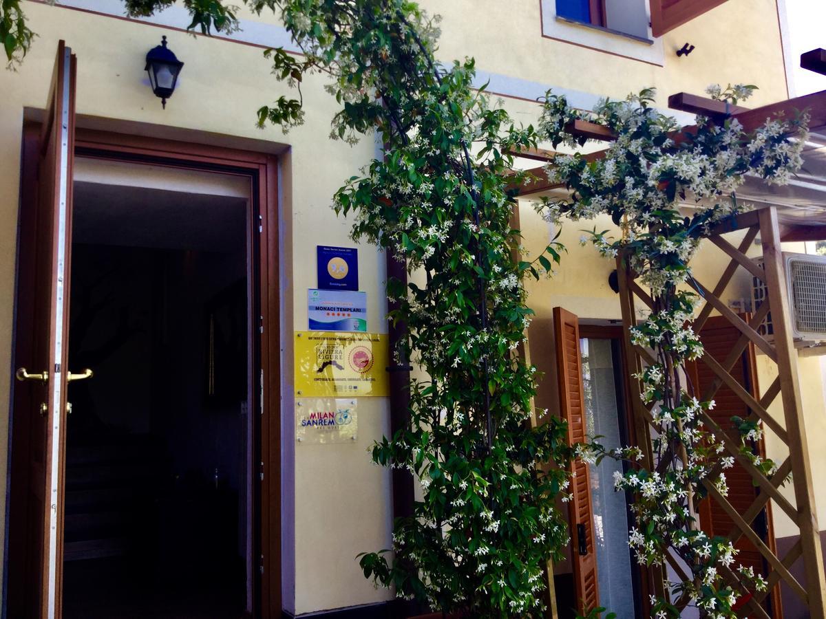 Agriturismo Monaci Templari Seborga Eksteriør billede