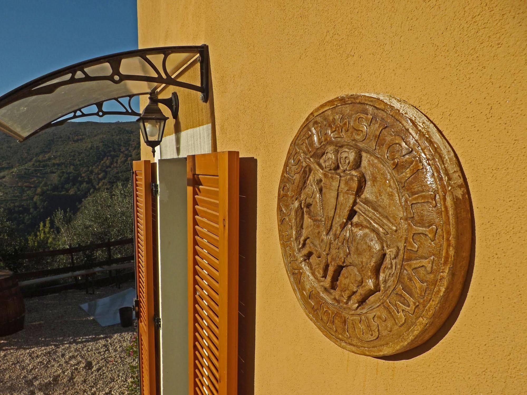 Agriturismo Monaci Templari Seborga Eksteriør billede