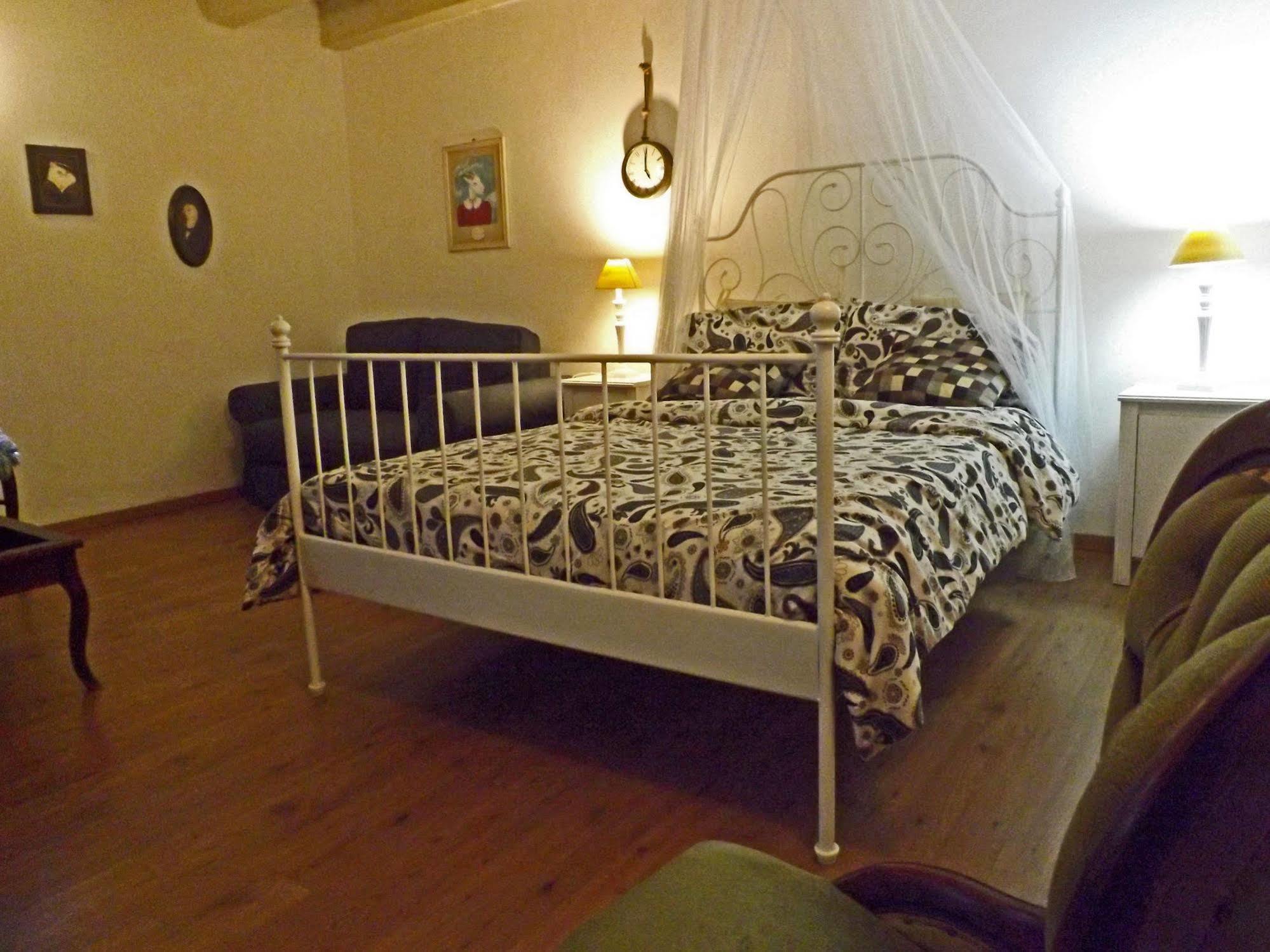 Agriturismo Monaci Templari Seborga Eksteriør billede